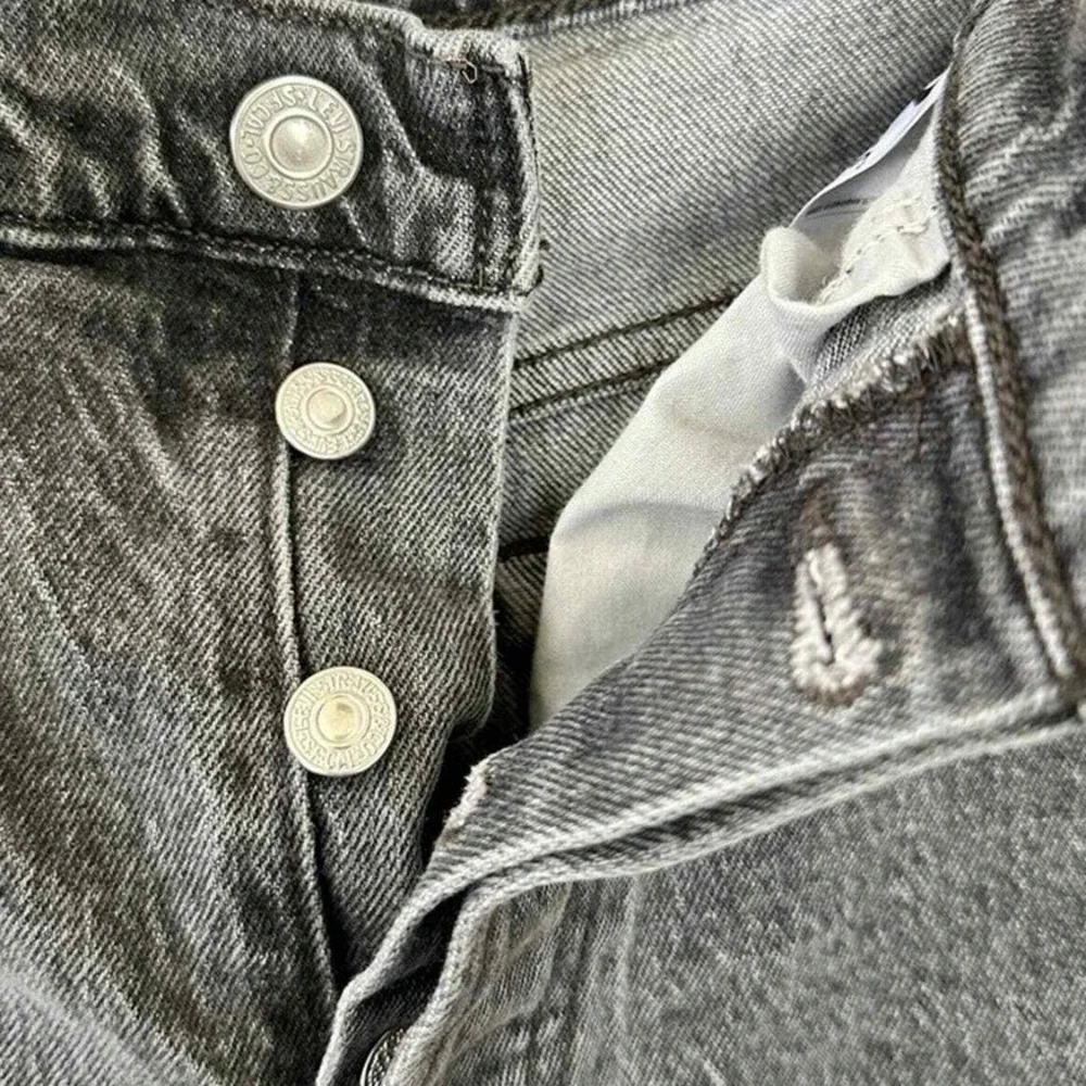 Levi's Women's Black Wedgie Skinny Jeans - Picture 5 of 5
